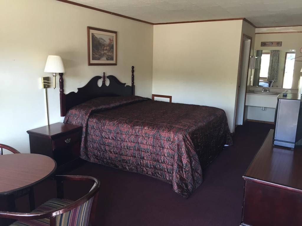 A Sapphire Inn 富兰克林 客房 照片